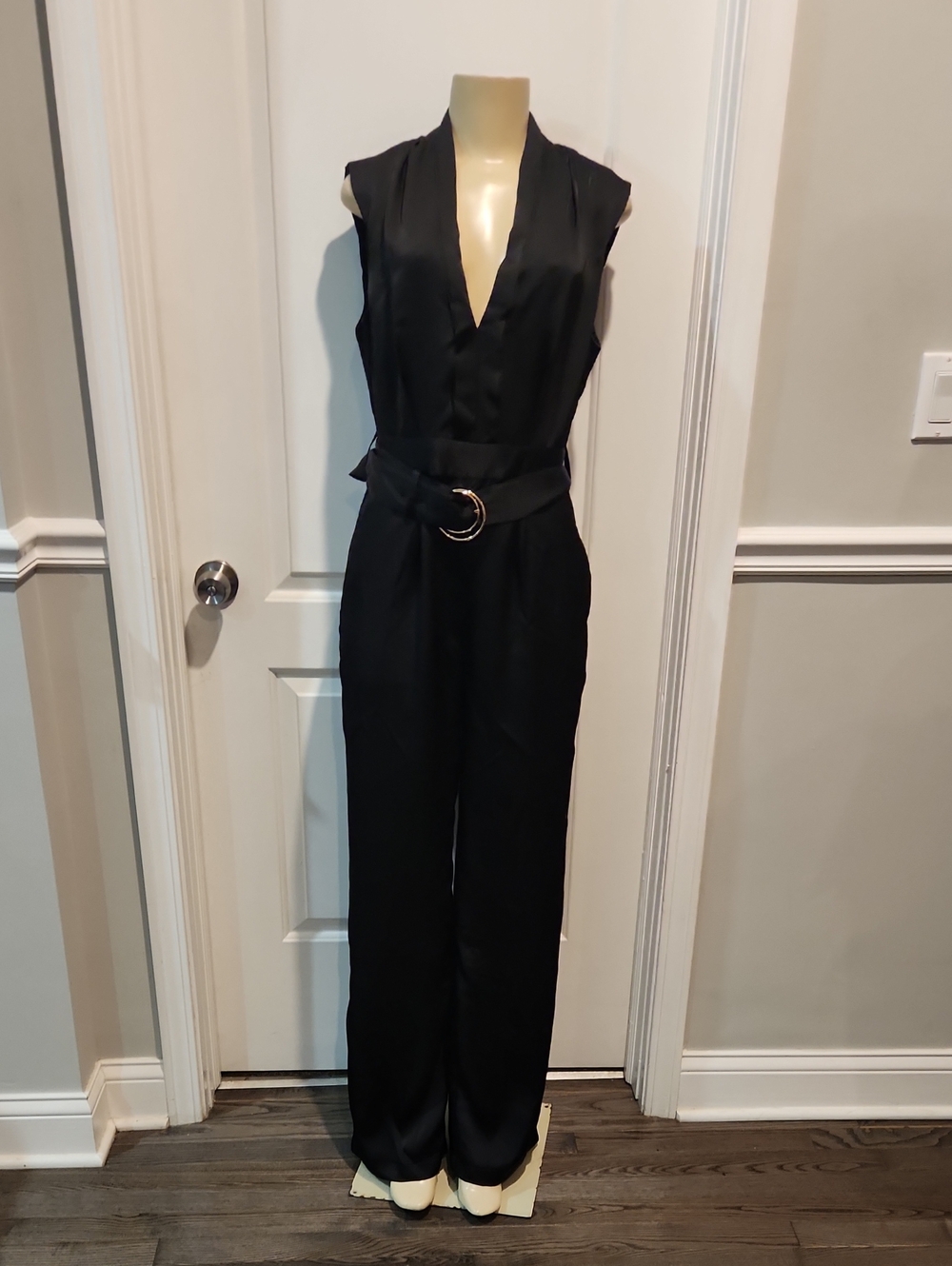 Fashion Nova Black Sleeveless V-Neck Belted Jumpsuit